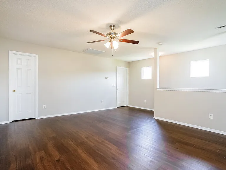 3149 Varcroft Rd — Photo 5