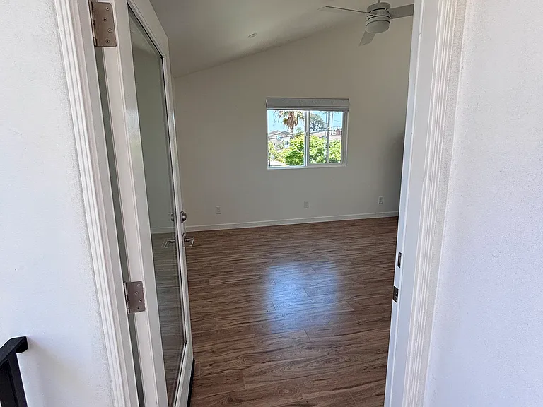 1522 Magnolia Ave — Photo 4