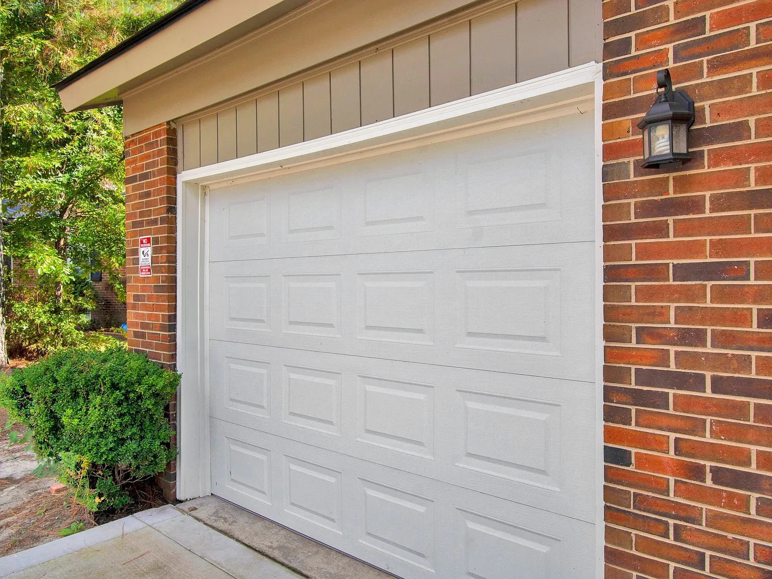 4 bed, 1300 sqft, $1,800 — Photo 4