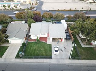 2902 N Willis Ct, Visalia, CA 93291