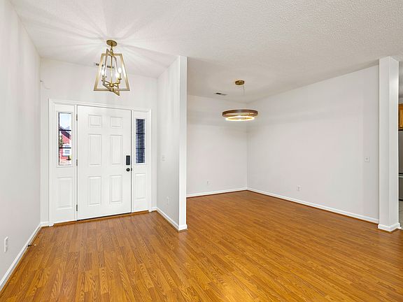 2nd image of 2174 Balclutha Ln