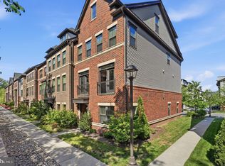 22353 Trailview Crossing Ter, Ashburn, VA 20148