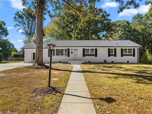 2511 Hickory Ave, Burlington, NC 27215