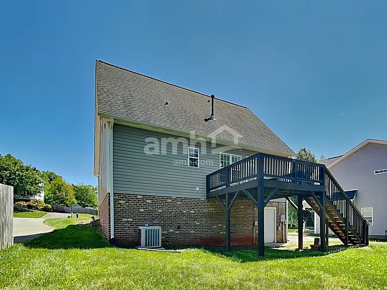 224 Brooks Edge Dr — Photo 19