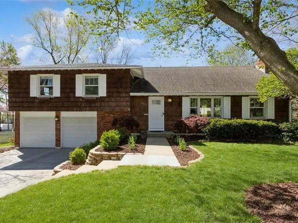 5639 W 92nd Pl, Overland Park, KS 66207