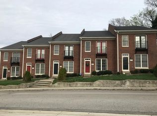 493 N 1st St, Clarksville, TN 37040