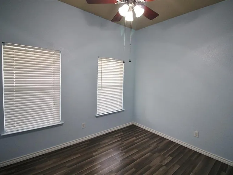 4003 Greenwood Way — Photo 24