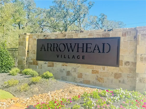 1366 Arrowhead Village Trl, College Station, TX 77845