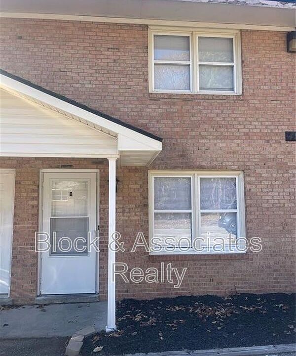 1st image of 4959 Galveston Dr APT B