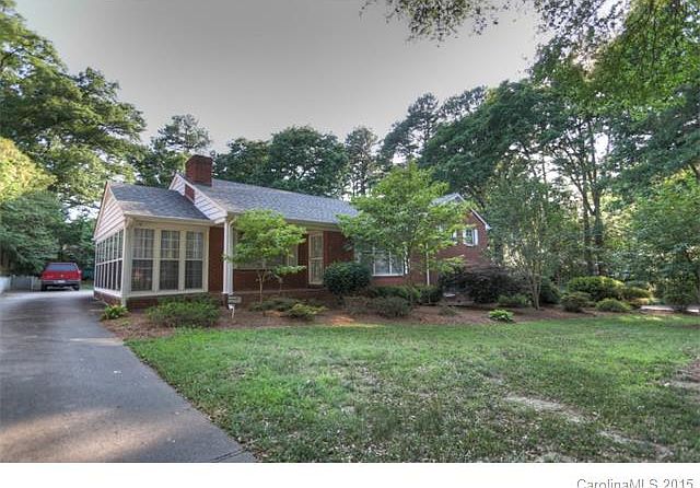 1st image of 617 Townsend Ave