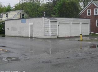 60 Clinton Ave, Winslow, ME 04901