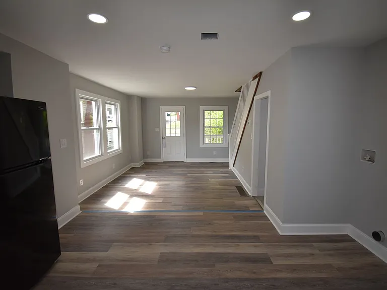 38 N Fairview St — Photo 8