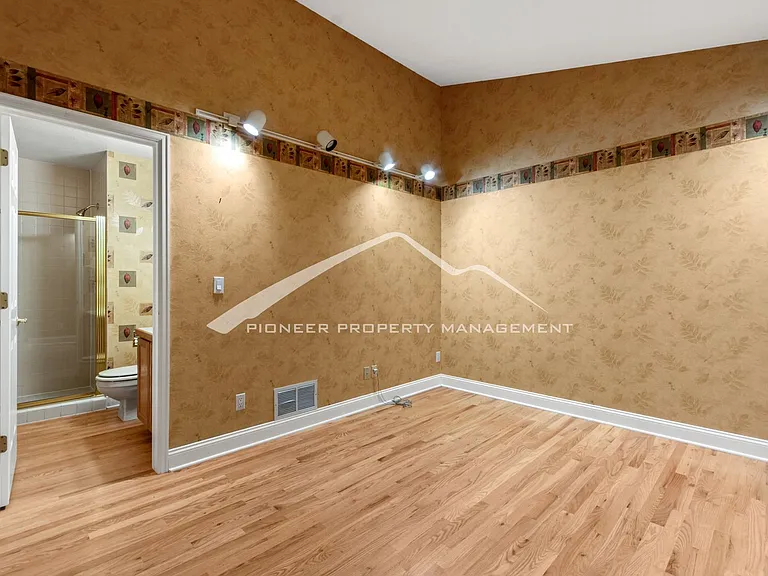 4605 S Yosemite St #7 — Photo 7