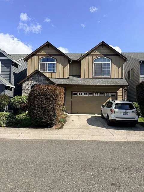 4 bed, 2441 sqft, $3,240 — Photo 1