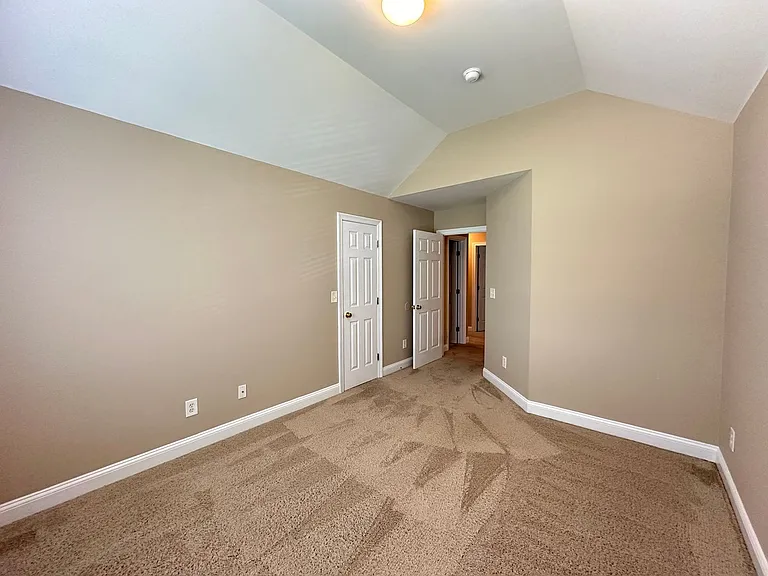 6378 Clubside Dr — Photo 21