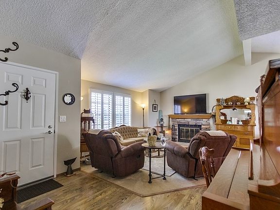 4th image of 8313 Jackson Heights Ct