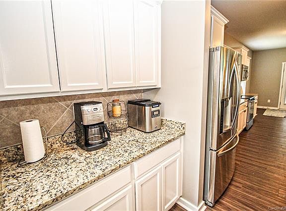 5th image of 2068 Argentum Ave
