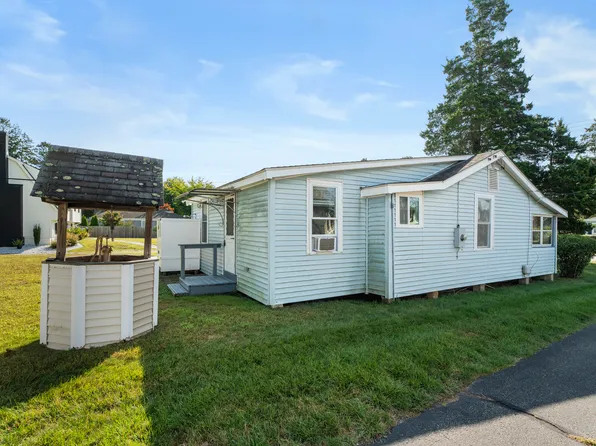 13 College Street, Old Saybrook, CT 06475