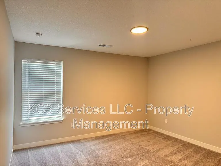 3716 SW Maryville Pl — Photo 18