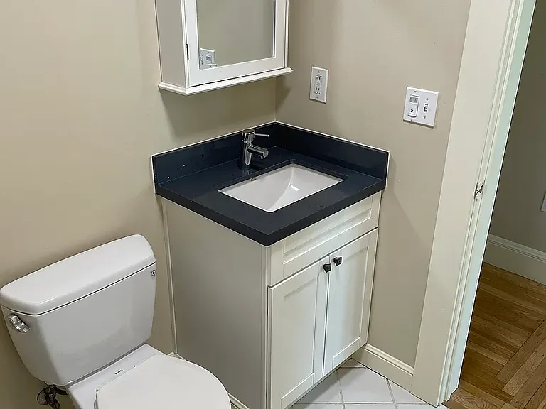 1525 Spruce St #25 — Photo 6