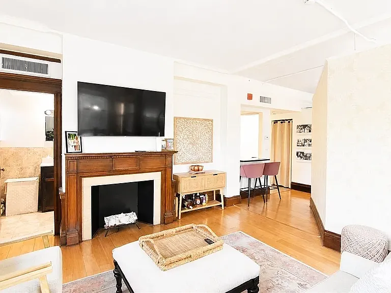 464 Commonwealth Ave #33 — Photo 3