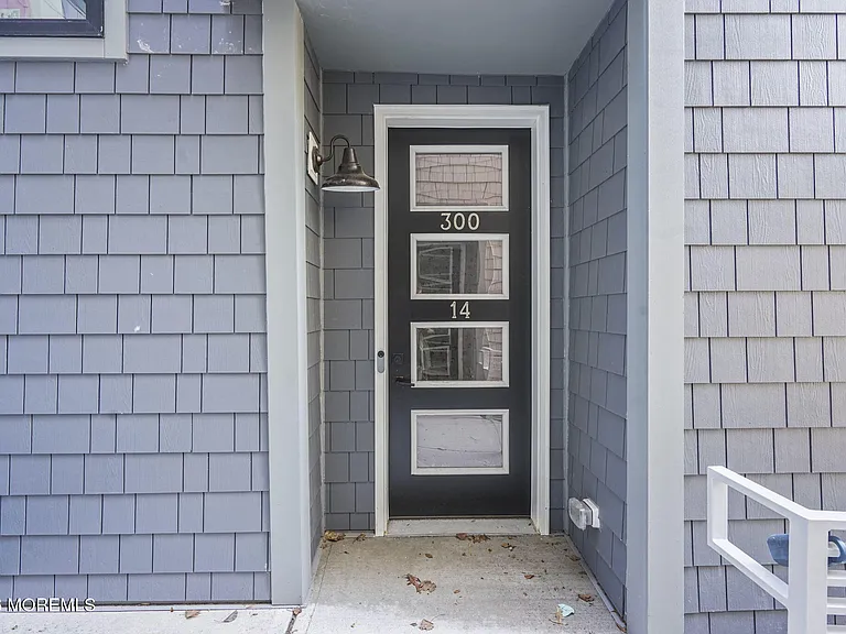 300 Asbury Ave #14 — Photo 35
