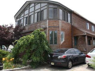 324 N Wissahickon Ave, Ventnor City, NJ 08406