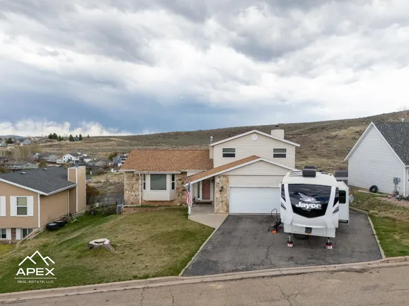 155 Spring Brook Dr, Evanston, WY 82930