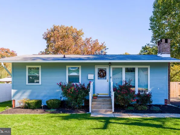 10208 Rodgers Rd, Fairfax, VA 22030