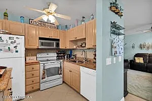 5 Vista Gardens Trl #202 — Photo 3