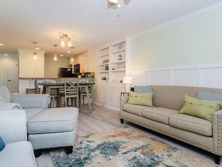 2302A Surfrider Cir — Photo 7