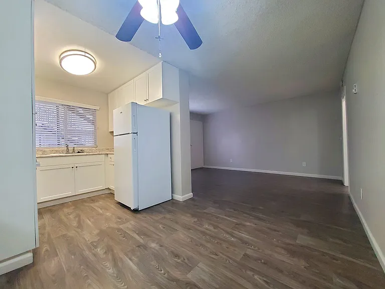 3946 Idaho St — Photo 4