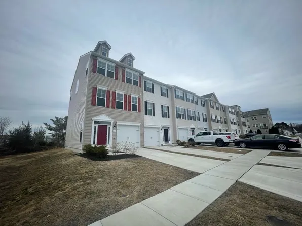 351 Ashby Commons Dr, Easton, MD 21601