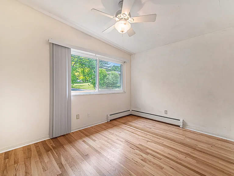 522 Ventura Ct — Photo 23