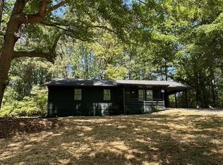 95 Hidden Pines Dr, Covington, GA 30016