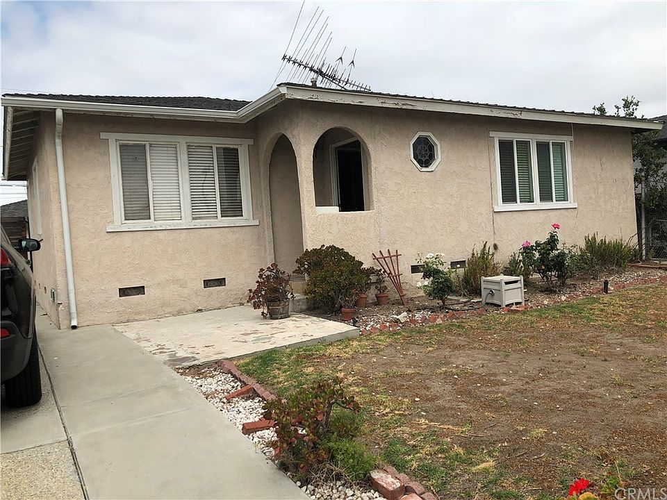 1st image of 21135 Broadwell Ave