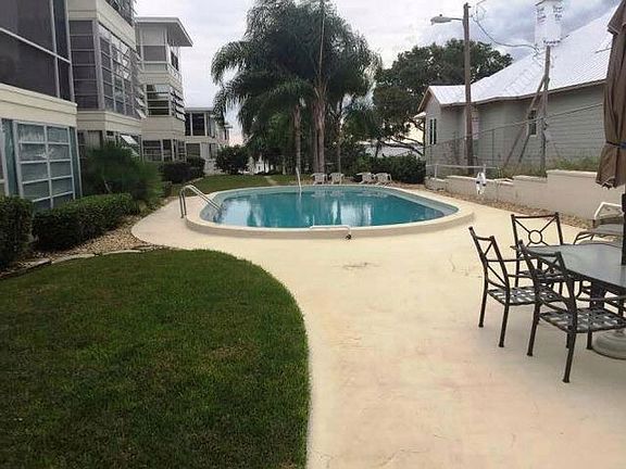 4th image of 1801 Lakeview Dr APT 108