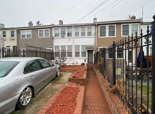 4613 9th St NW, Washington, DC 20011