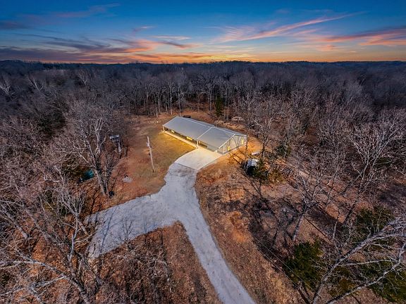 4th image of 2335 E 485th Road