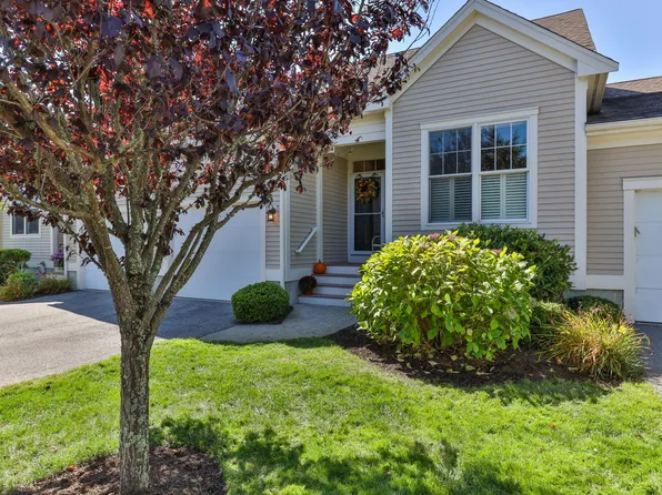 116 Grey Hawk Drive, Mashpee, MA 02649