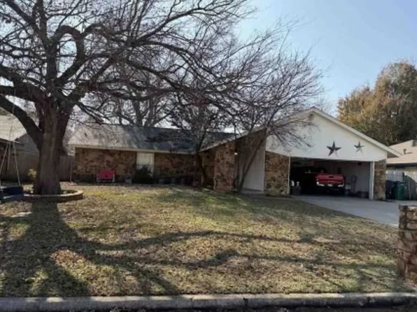 10420 Paisley Rd, Yukon, OK 73099