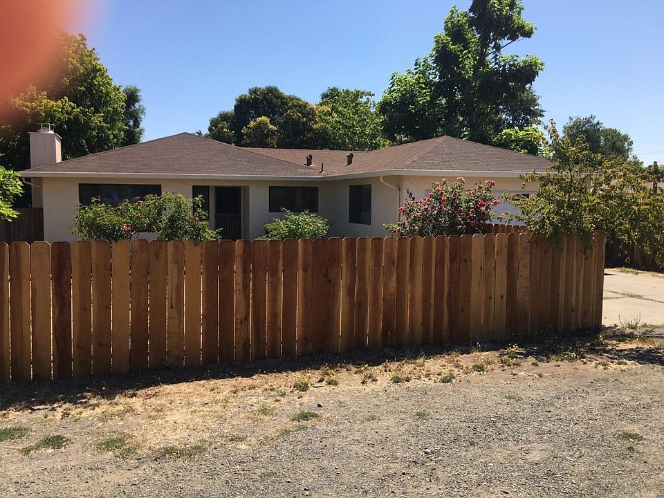1st image of 18837 Arnold Dr