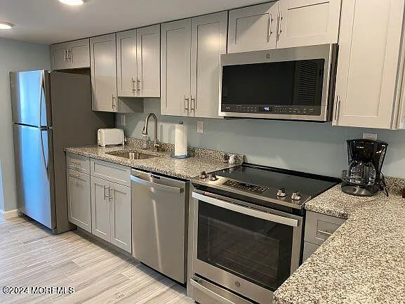 Studio, 574 sqft, $1,800 — Photo 3