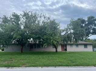 501 Arneson Ave, Auburndale, FL 33823