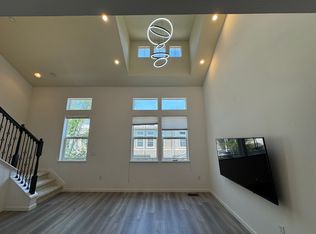 664 Pinnacles Ter, Sunnyvale, CA 94085