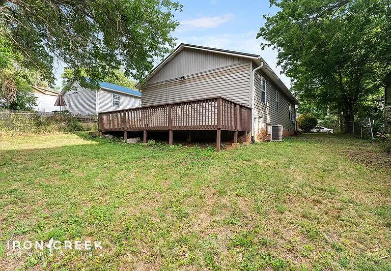 7 Dundee St — Photo 21