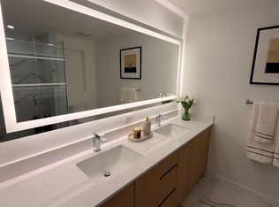 12380 Biscayne Blvd #206, Miami, FL 33181