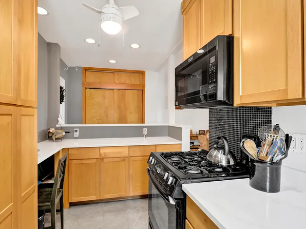 6801 Shore Road image 8 of 18