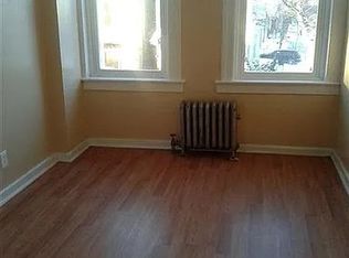 275 S 7th St #4, Newark, NJ 07103