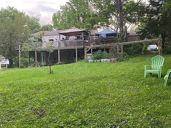 3rd image of 7840 Smalley Ave